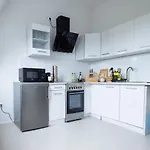 Lägenhet Business Design-apartment - 55qm, Kueche & Arbeitsplatz - By Lott Living Duisburg