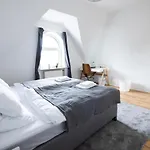 Lägenhet Business Design-apartment - 55qm, Kueche & Arbeitsplatz - By Lott Living Duisburg