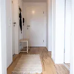 Business Design-apartment - 55qm, Kueche & Arbeitsplatz - By Lott Living