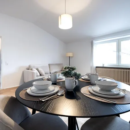 Appartement Business Design - Workspace & Kitchen - Messe Dus